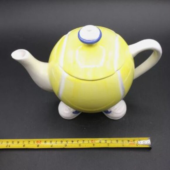 Vintage 1980' Tennis Ball Teapot Unique Quirky Eclecic Kitchen - Picture 10 of 10
